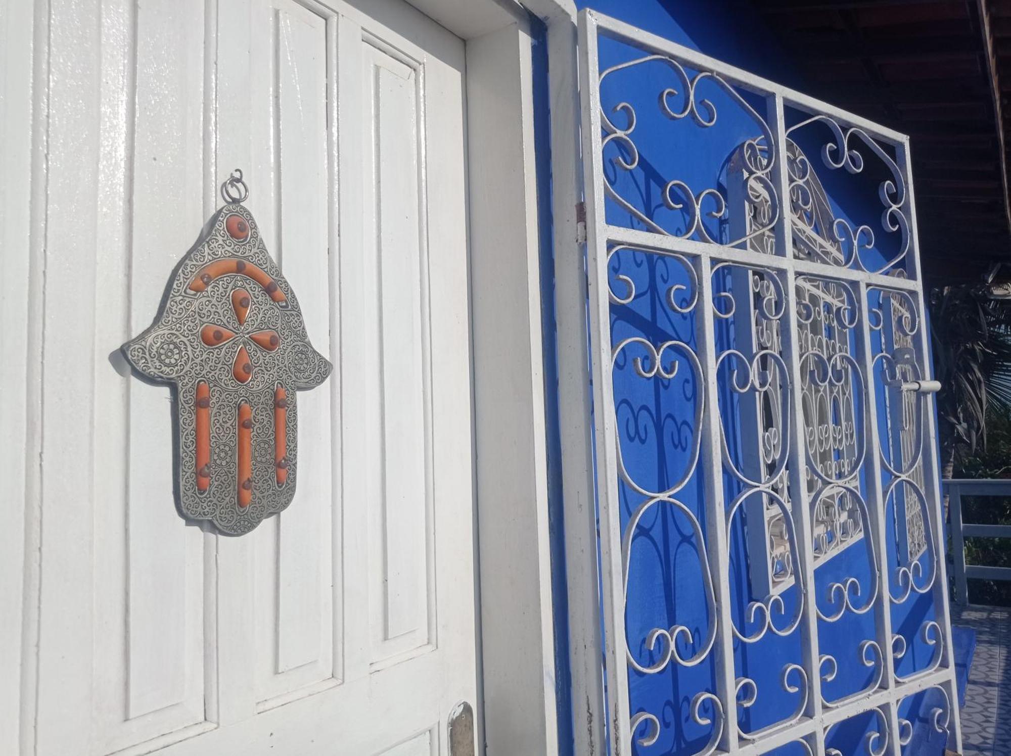 Вилла Charming Blue House With Kitchen Parking And Garden Каноа-Кебрада Экстерьер фото